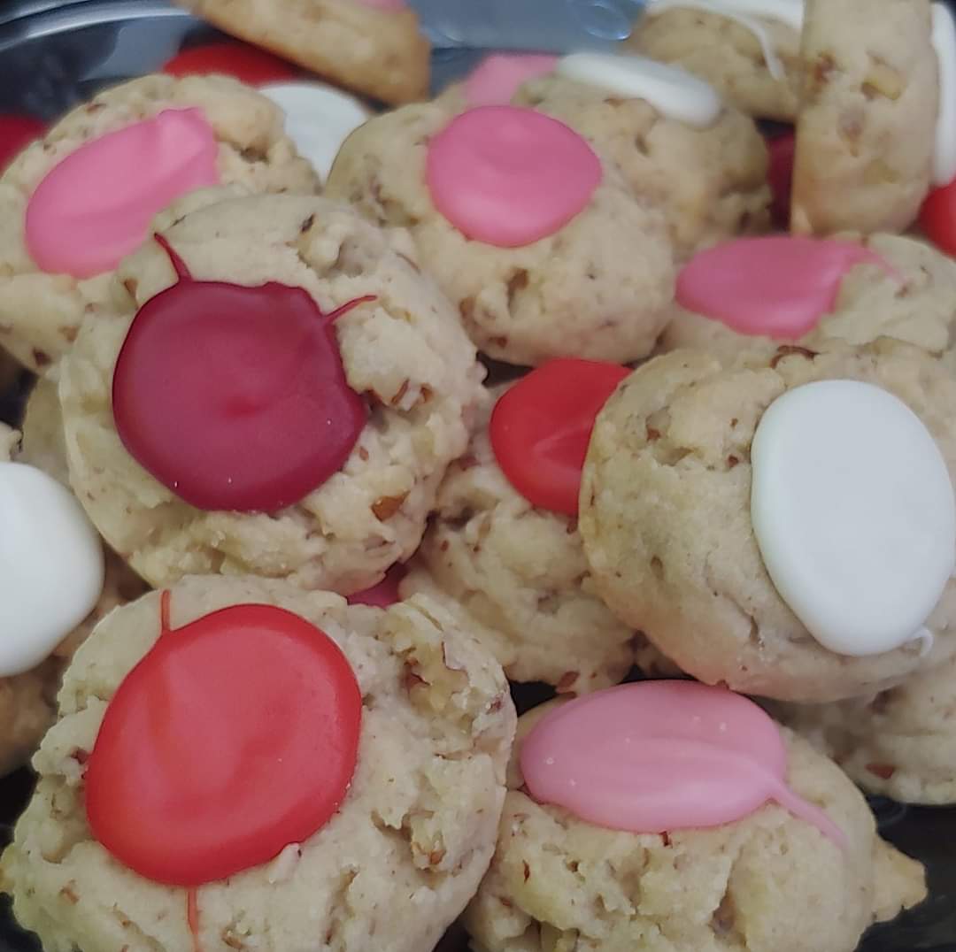 2-Count Snack Bags in Valentine's Day Colors (sold in dozen bundles)